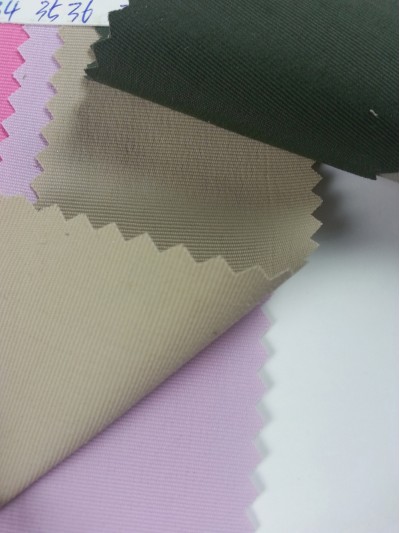 ZS-HIXG 他士倫320T過膠 後面照